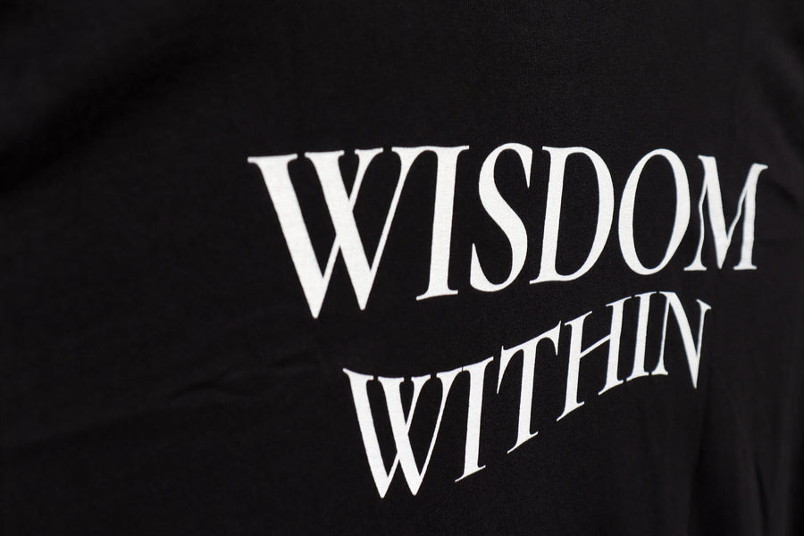 WISDOM WITHIN TEE IN BLACK