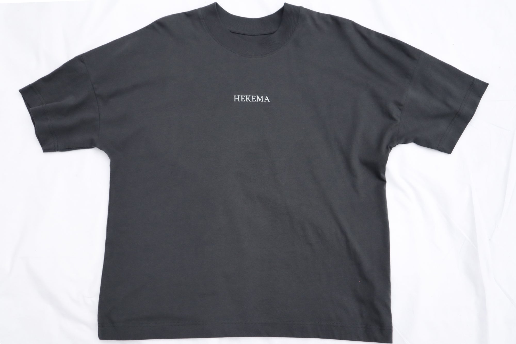 ORGANIC COTTON GREY HEKEMA LOGO TEE